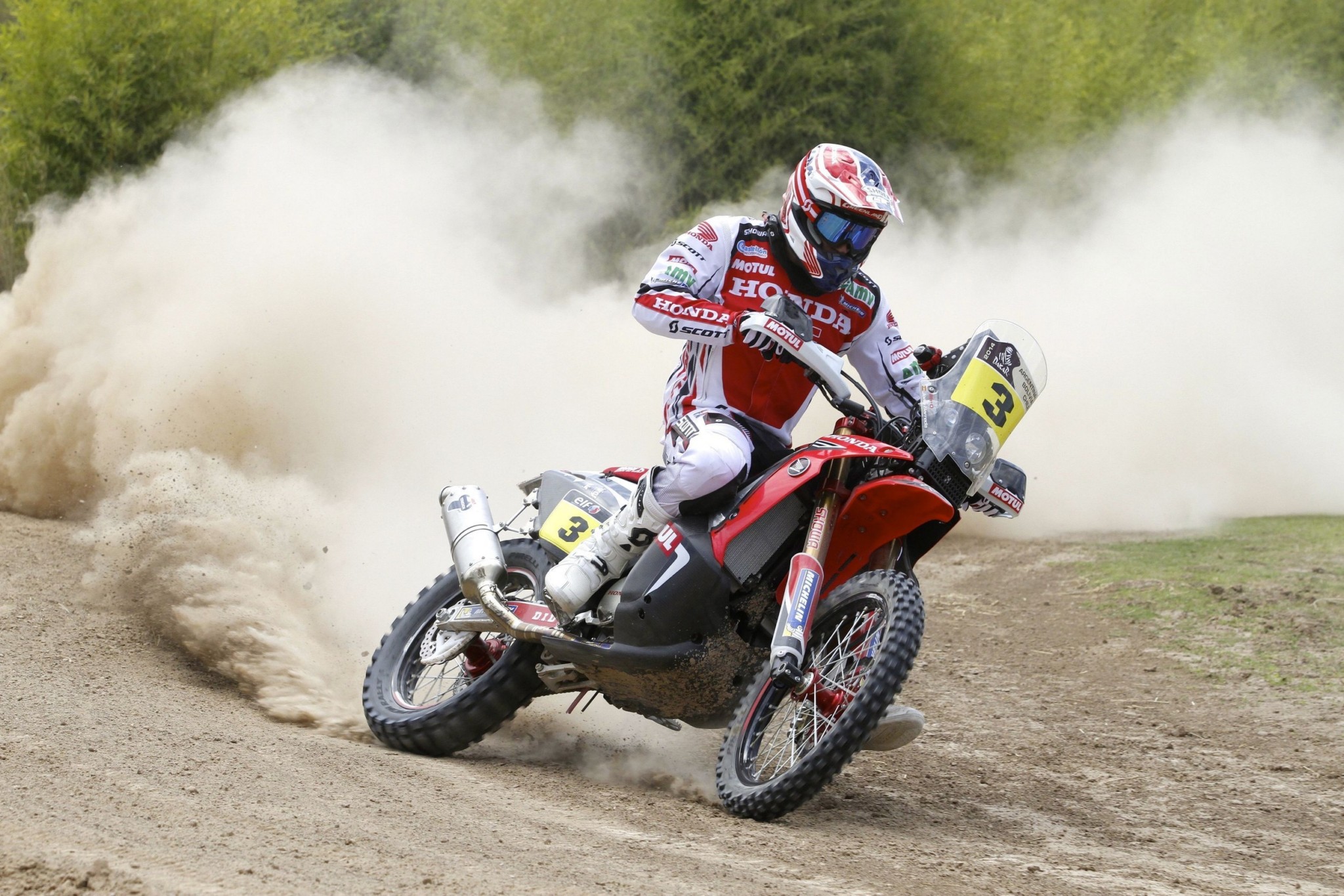 Бареда ја зголеми предноста на Хонда пред КТМ 2014 dakar joan barreda bort and honda claim stage 1 photo galleryvideo 8