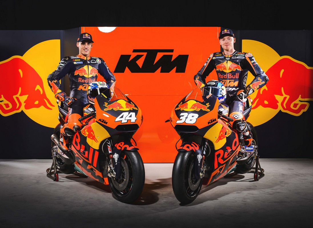 Тимот на КТМ за 2017 2017 KTM RC16 Team Launch 70