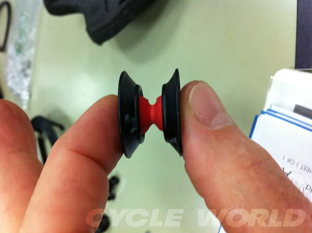 6D-ATR-1-Helmet 004