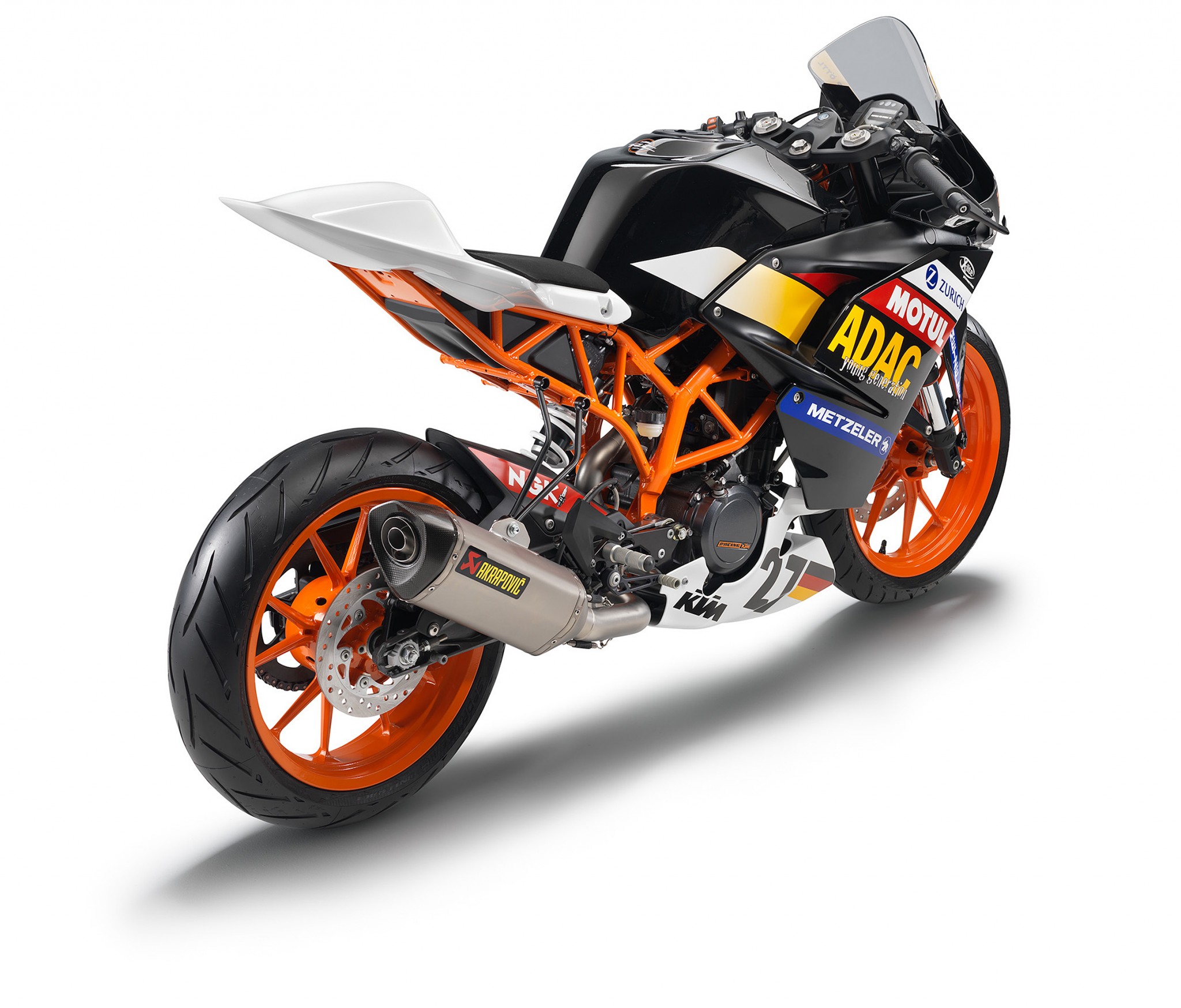 77946 KTM RC390 Cup Presentation