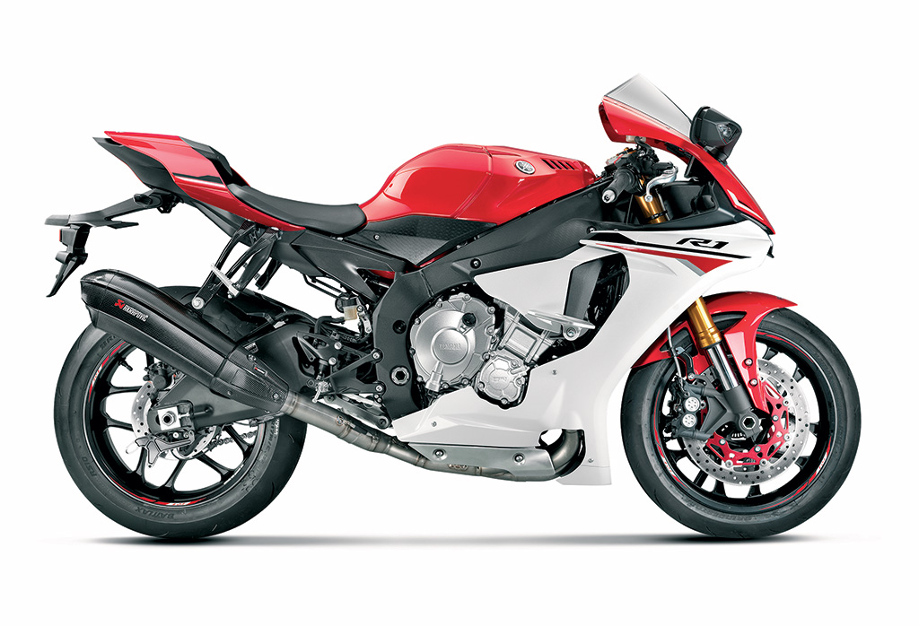 Новиот R1 со новиот издув од Акрапович Akrapovic for Yamaha YZF R1 2