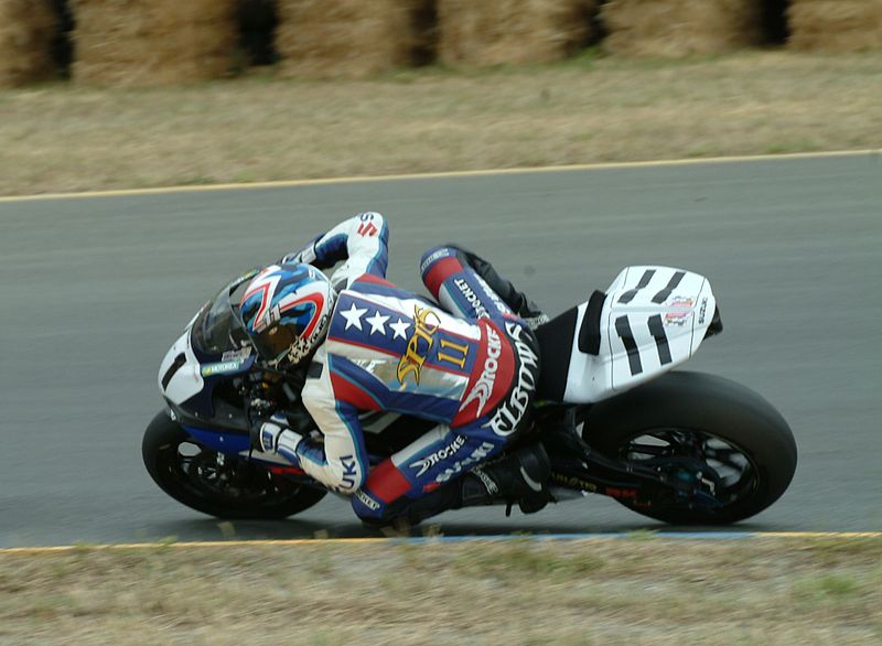 Почеток на успешната кариера, Спиз во 2005-та на трка од АМА шампионатот Ben Spies Sears Point 2005