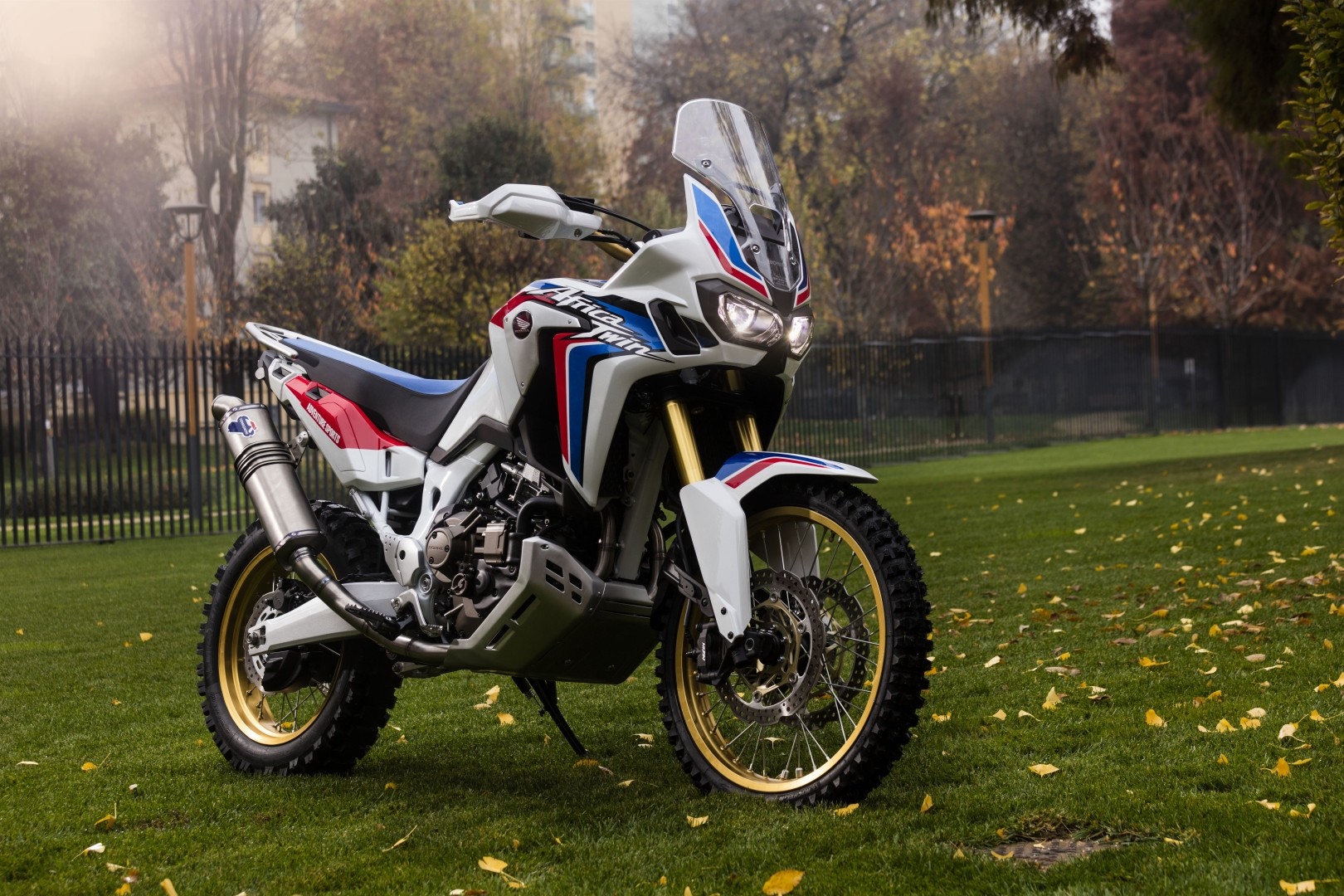 Концептот Africa Twin Adventure Sports honda africa twin adventure sports concept previewed 3