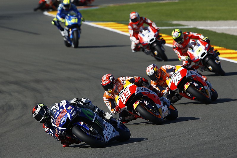 Историската трка во Валенсија која го одлучи шампионот за 2015 година motogp valencia gp 2015 jorge lorenzo marc marquez