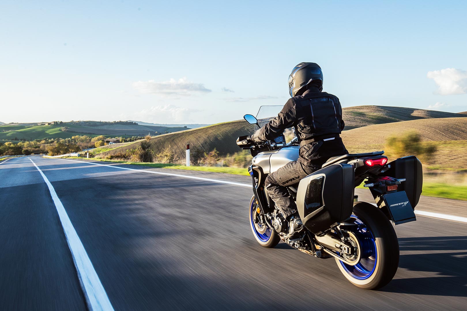 2021 Yamaha Tracer 9 GT First Look sport touring motorcycle 11