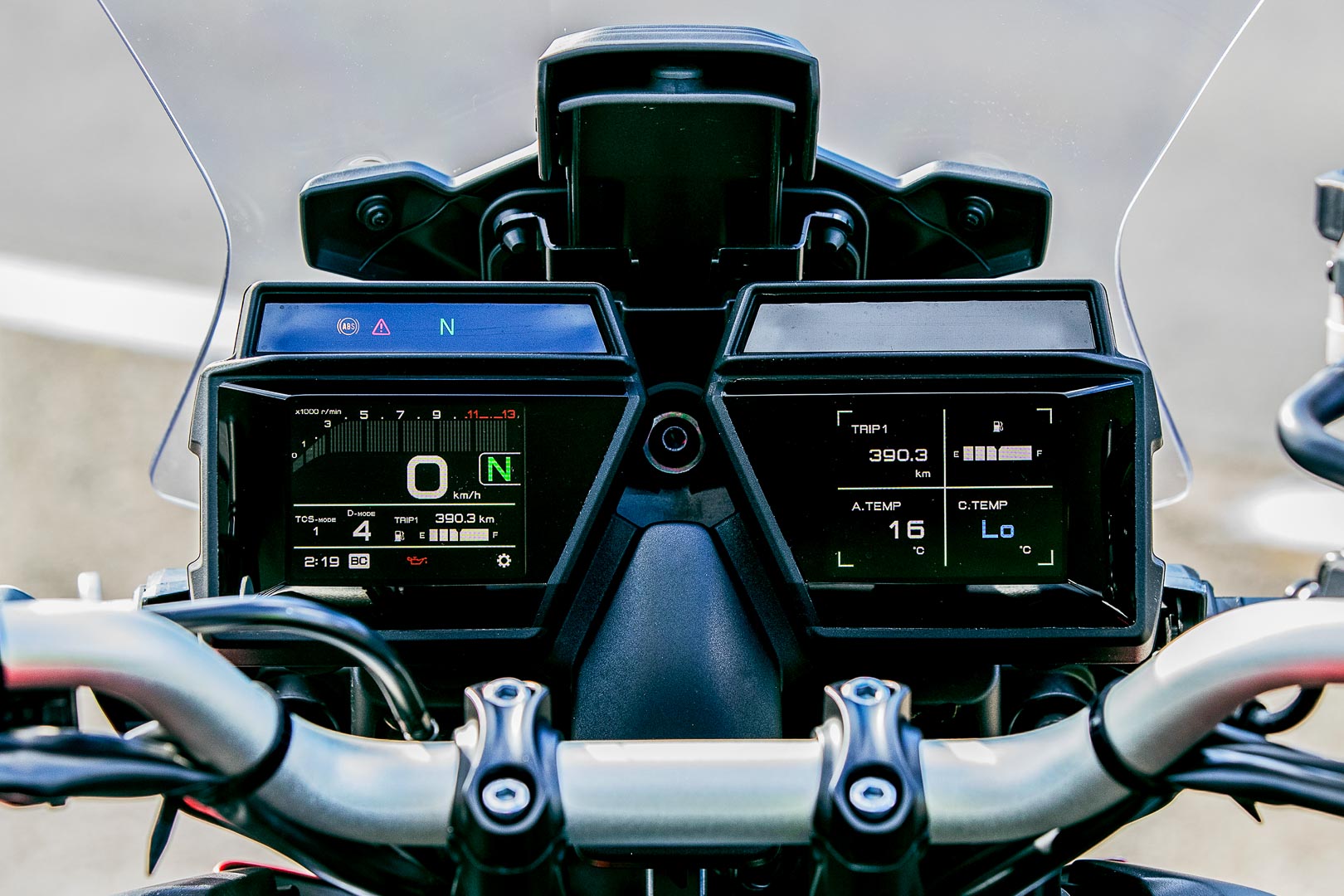 2021 Yamaha Tracer 9 GT First Look sport touring motorcycle 21