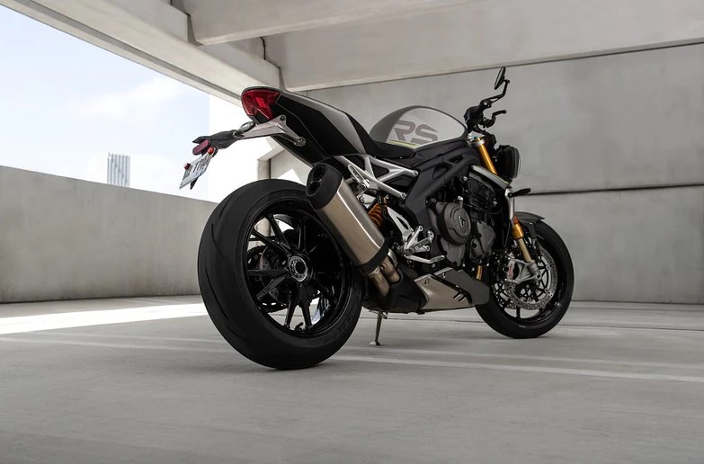 2021 Triumph Speed Triple 1200 RS 7