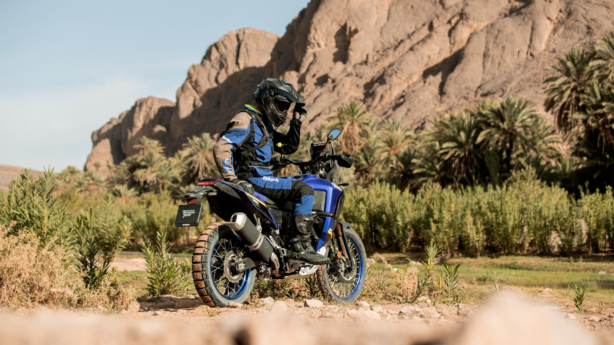 2022 Yamaha XTZ700D EU Icon Blue Static 013 03