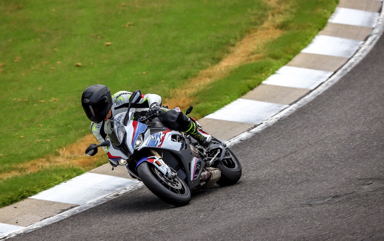 BMW S 1000 RR Review txt 20