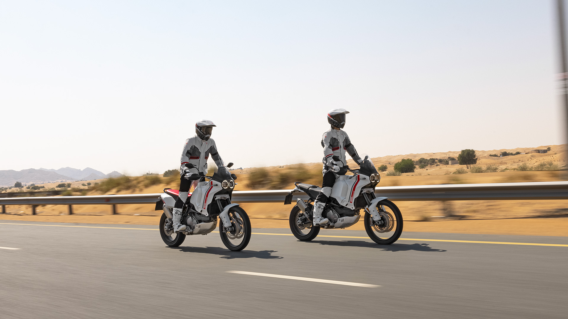 Ducati DesertX 4