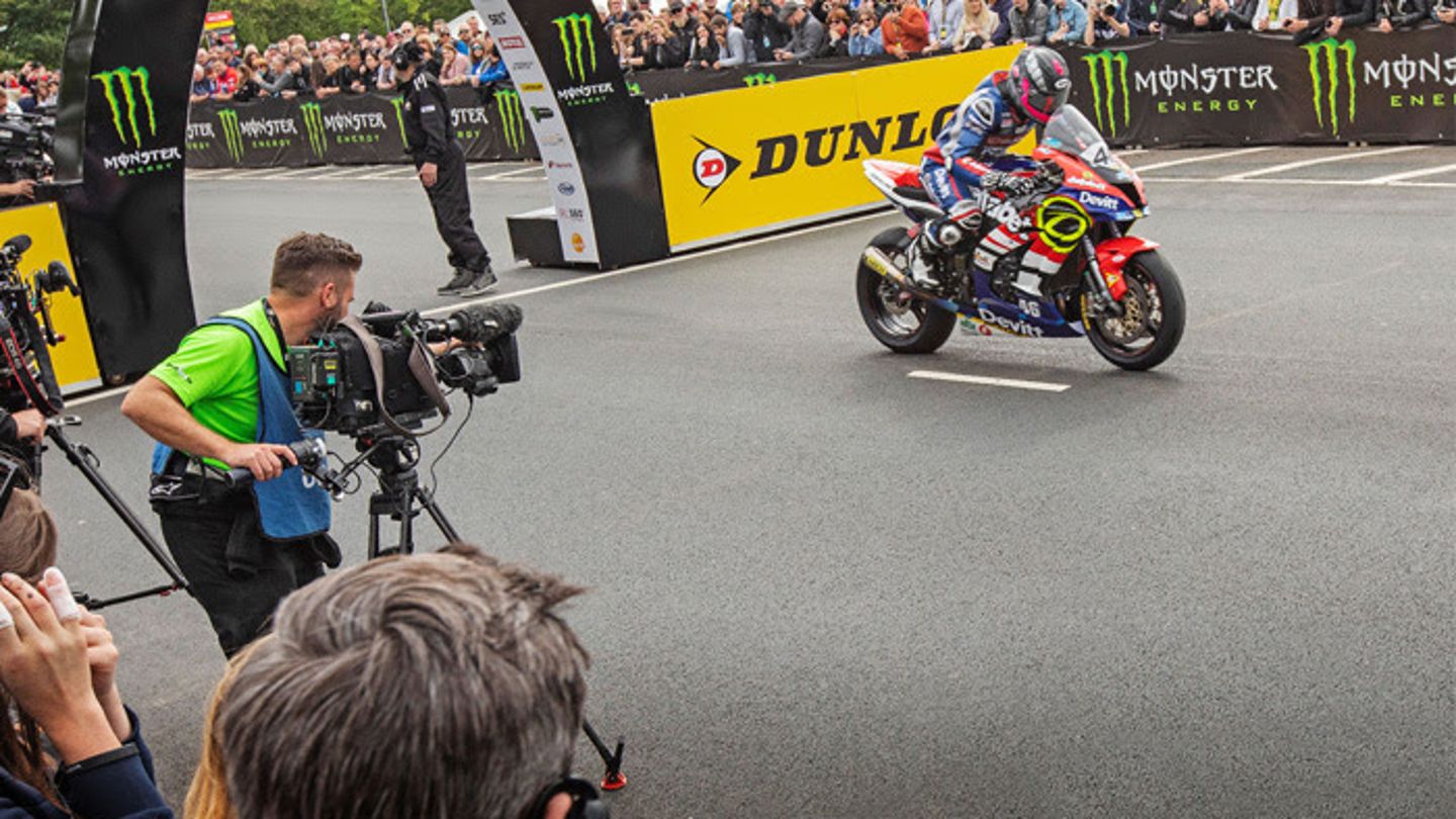 Isle Of Man TT text 2