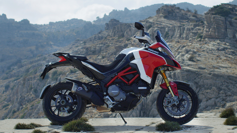 Multistrada 1260PikesPeak MY18 Red 01 Slider Gallery 906x510