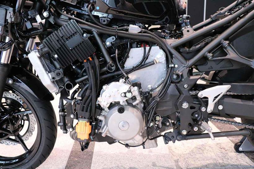 kawasaki electric hybrid 2