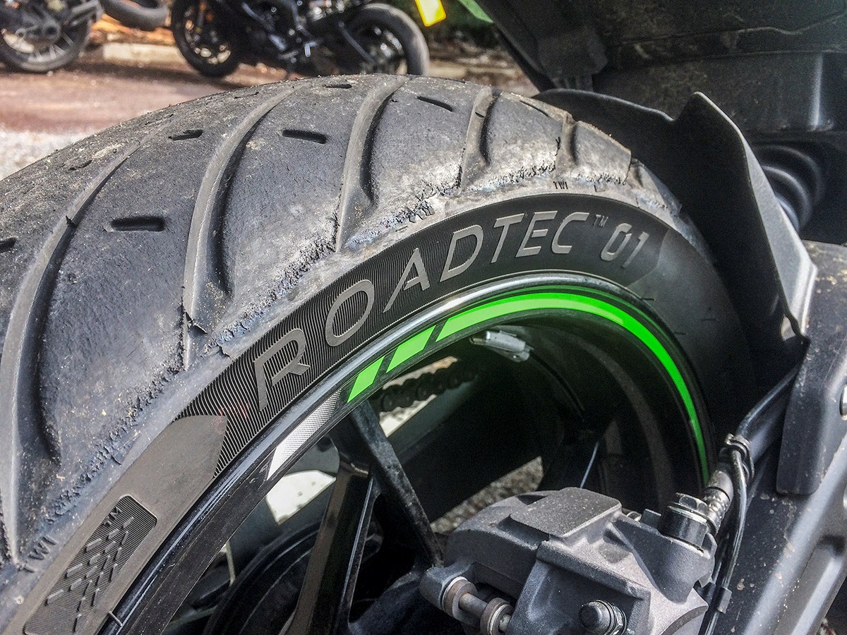 metzeler roadtec