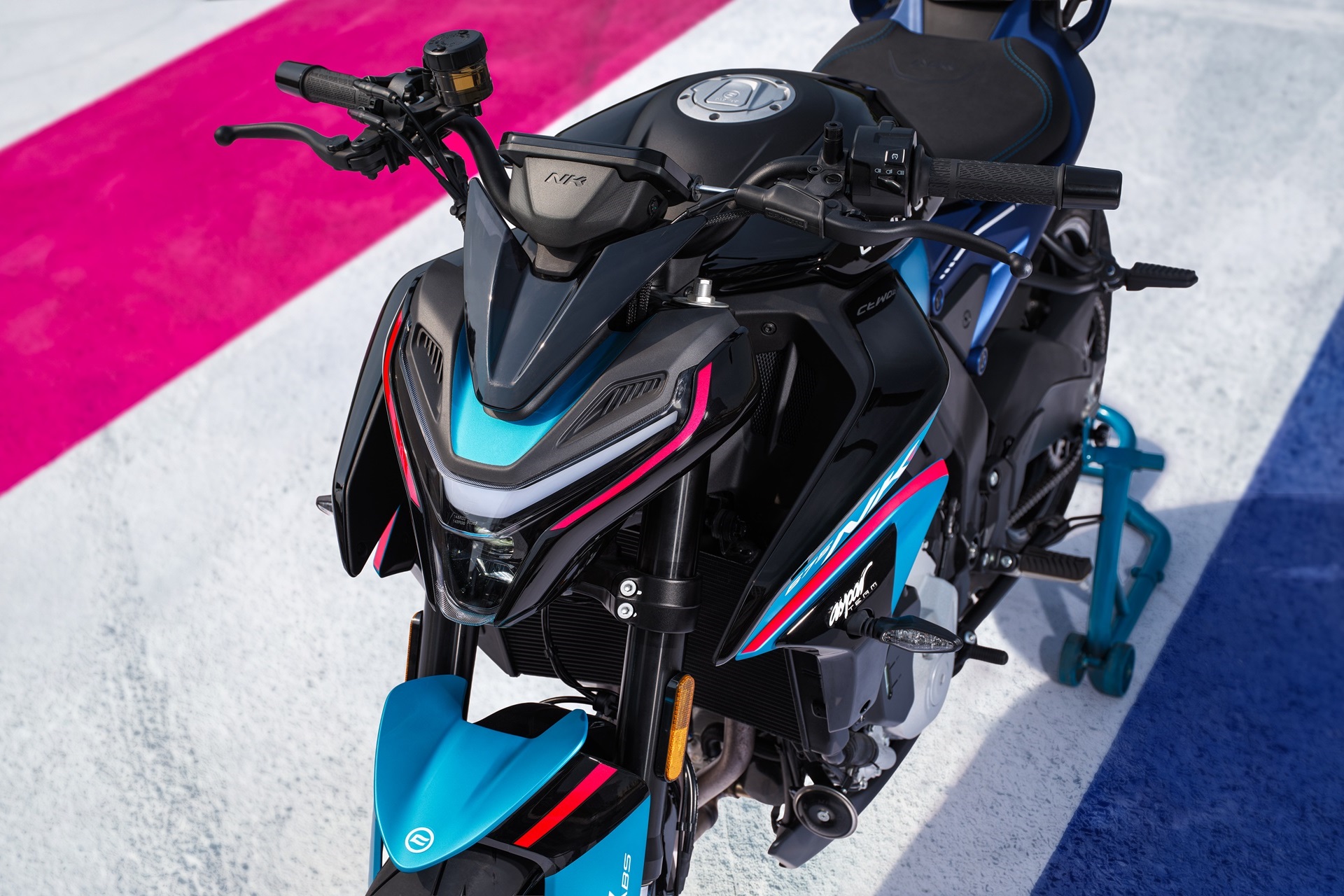 CFMOTO 675NK Aspar Edition