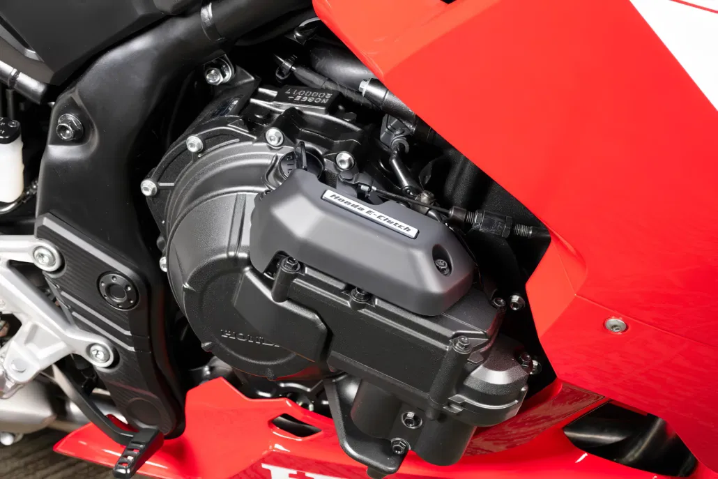 Honda CBR400R E Clutch 3 1 1030x687