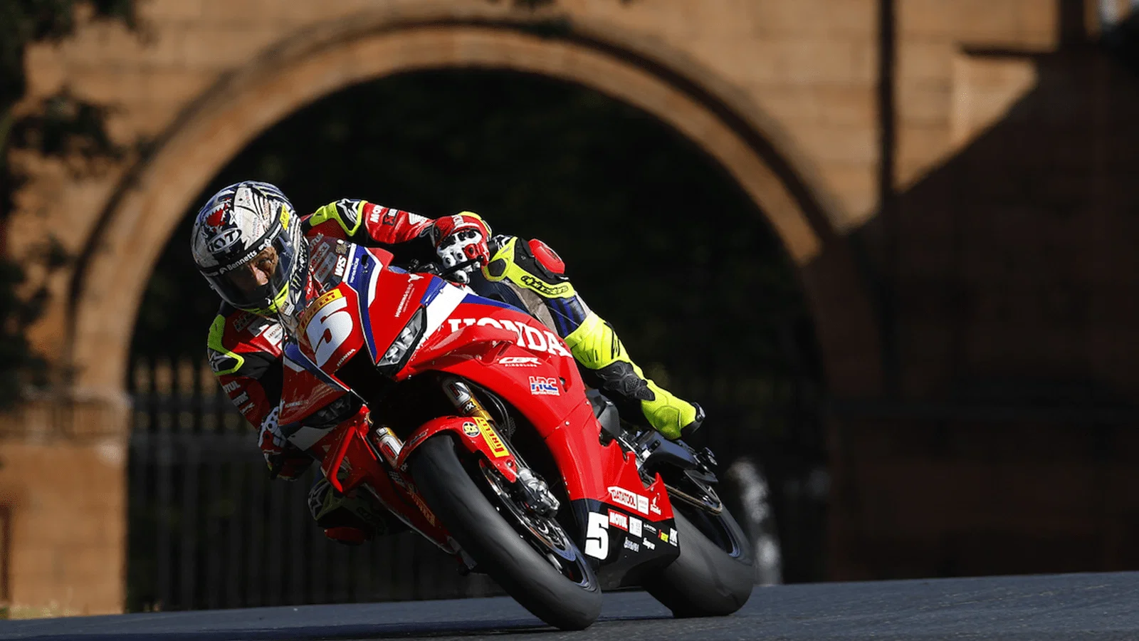 Џон Мекгинис, 2026 Oulton Park BSB, Superstock