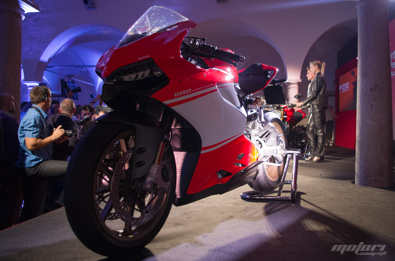 Danigale Superleggera 1199 panigale-superleggera-2