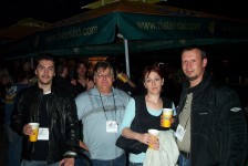 night_wolves_77_20090715_1215458205