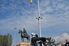 chris_pfeiffer_in_skopje_115_20101002_1487091501