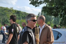 mk_cross_bearers_450_20100509_1944159666