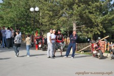 mk_cross_bearers_452_20100509_1736166599