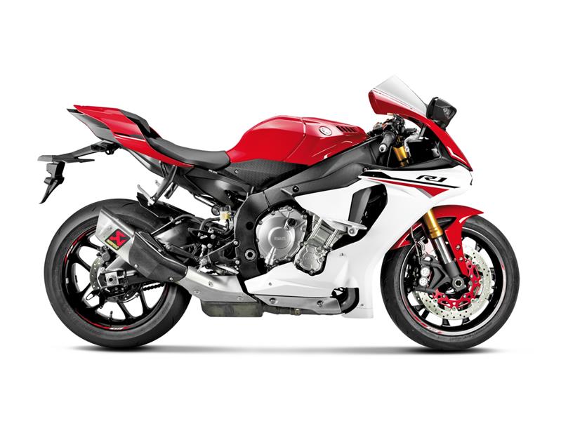 Новиот Акрапович одлично се вклопува во изгледот на Yamaha R1 2015 r1 2015 akrapovic