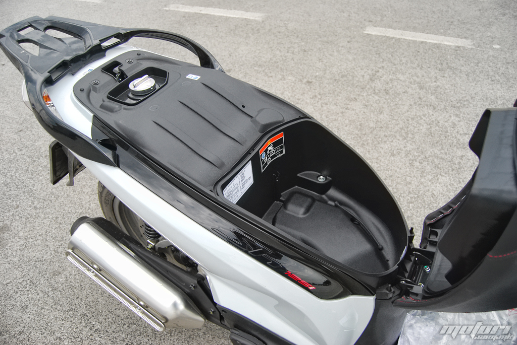 Honda-SH125i-2011-13
