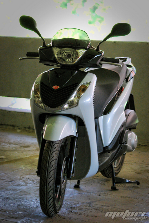 Honda-SH125i-2011-6
